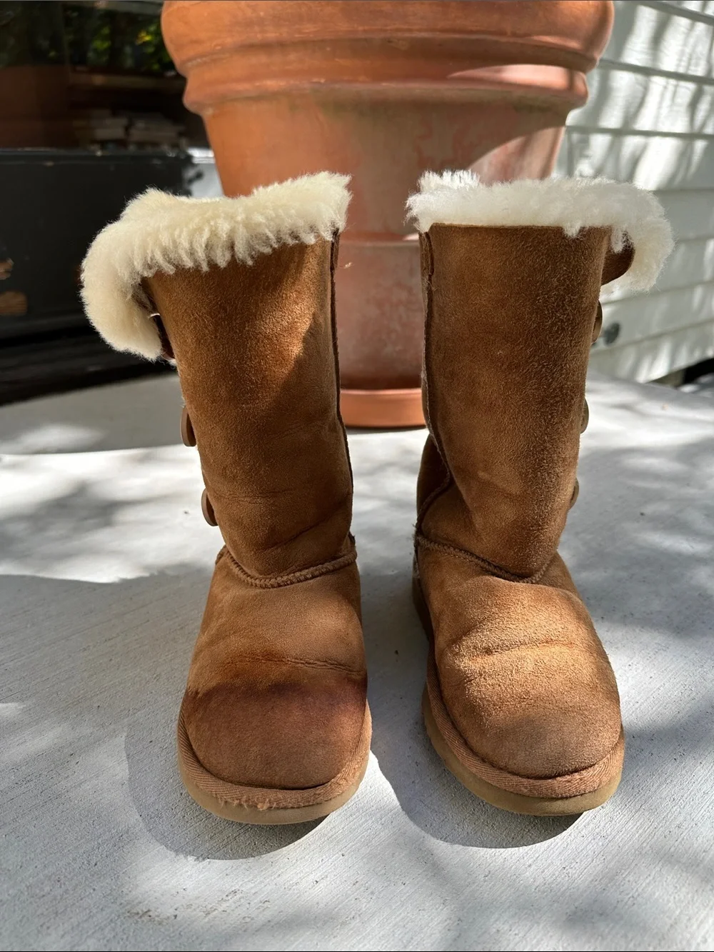 UGG Kids Button-Detail Tall Boots in Chestnut Suede